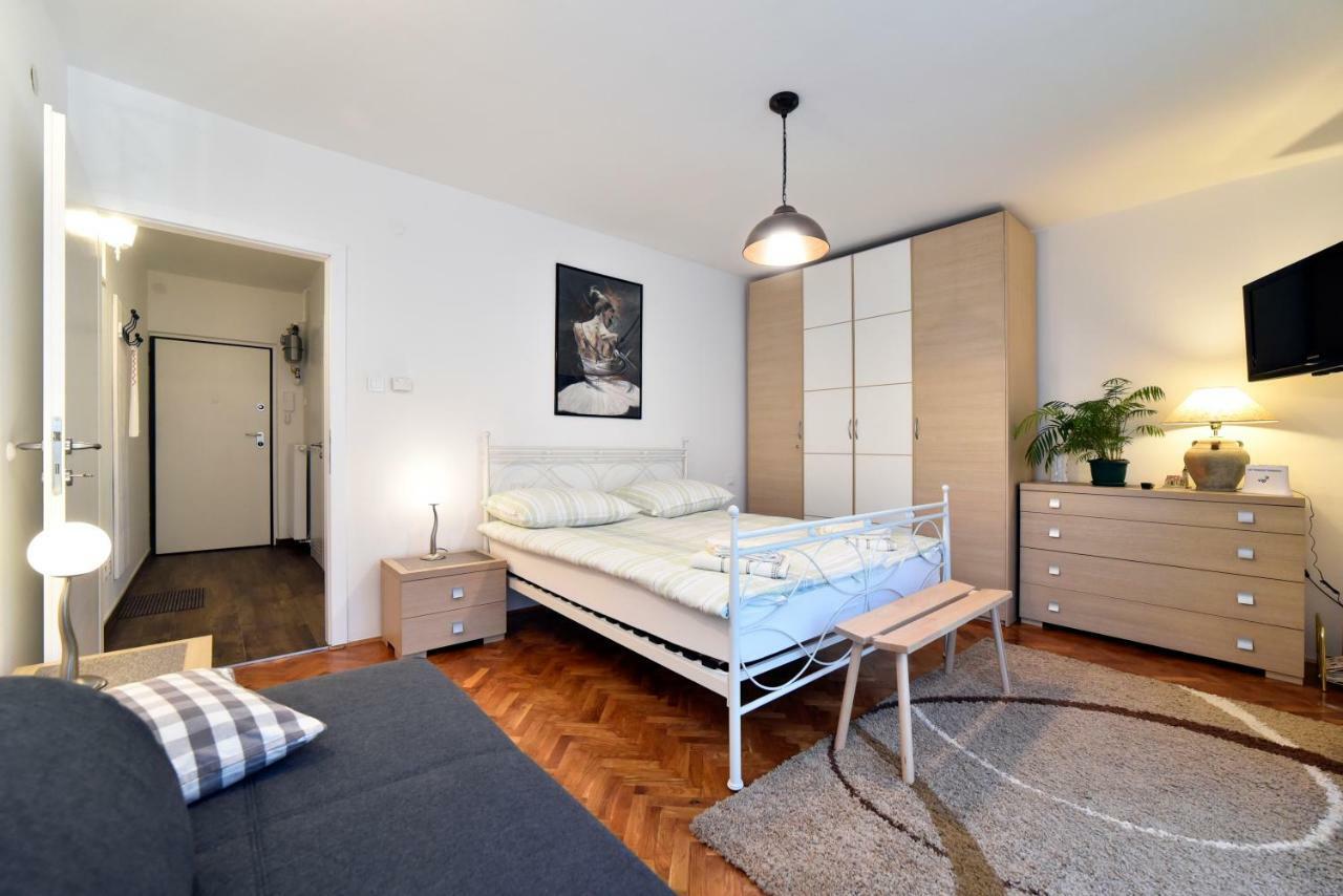 Apartman Nola Загреб Екстериор снимка